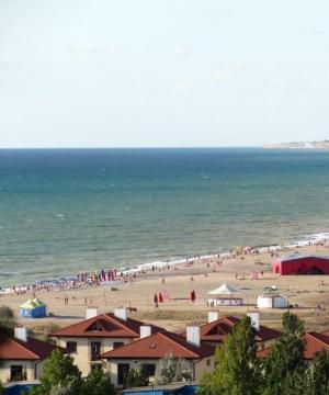 Песочные пляжи и теплое Черное море в Крыму в Любимовке: отдых, жилье, отзывы Поселок любимовка крым